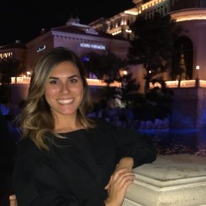 Meet your posher, Lexi!